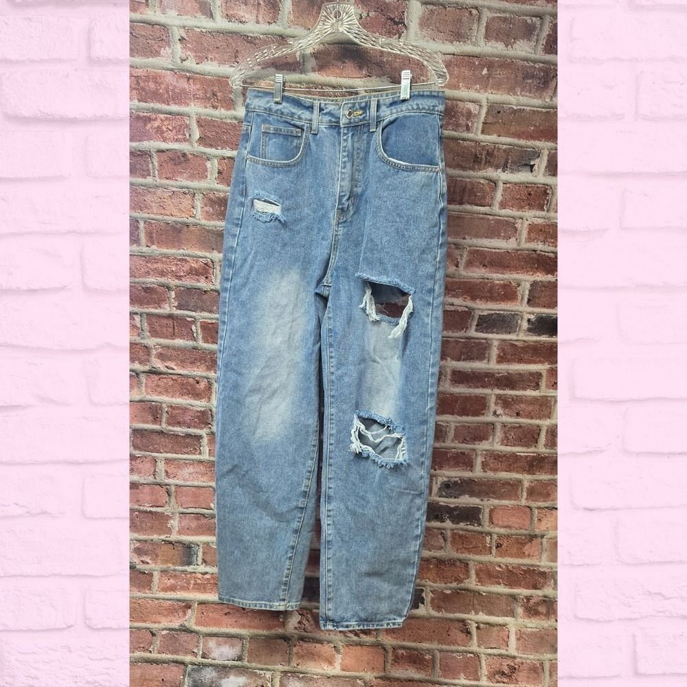 Women's PRETTYLITTLETHING High Rise Distressed Denim‎ Jeans Size 6